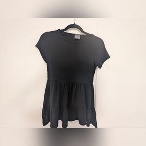 🎀$5 Olivia Rae Black Fitted Peplum T-Shirt